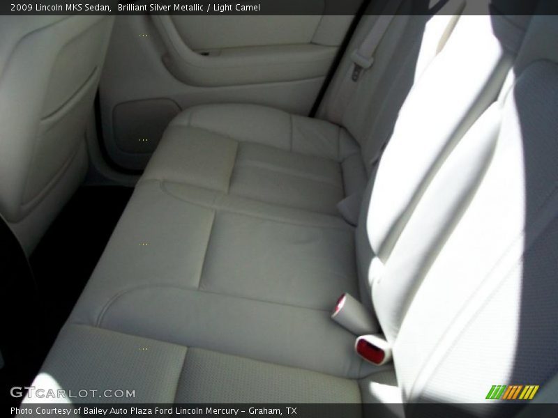 Brilliant Silver Metallic / Light Camel 2009 Lincoln MKS Sedan