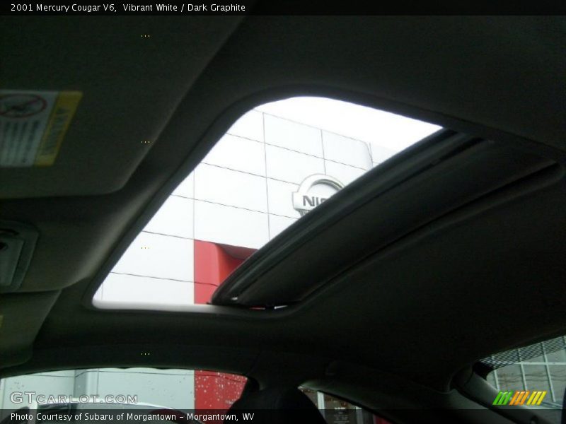 Sunroof of 2001 Cougar V6