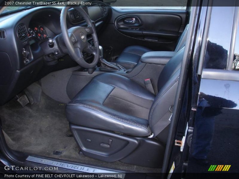  2007 TrailBlazer SS 4x4 Ebony Interior