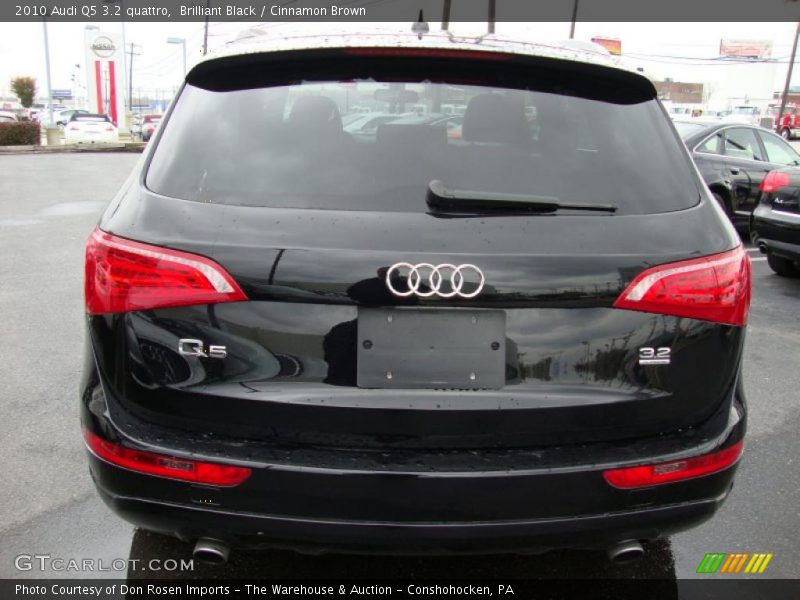 Brilliant Black / Cinnamon Brown 2010 Audi Q5 3.2 quattro
