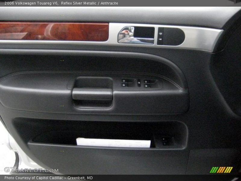 Reflex Silver Metallic / Anthracite 2006 Volkswagen Touareg V6