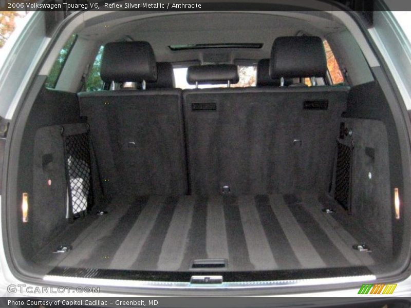  2006 Touareg V6 Trunk
