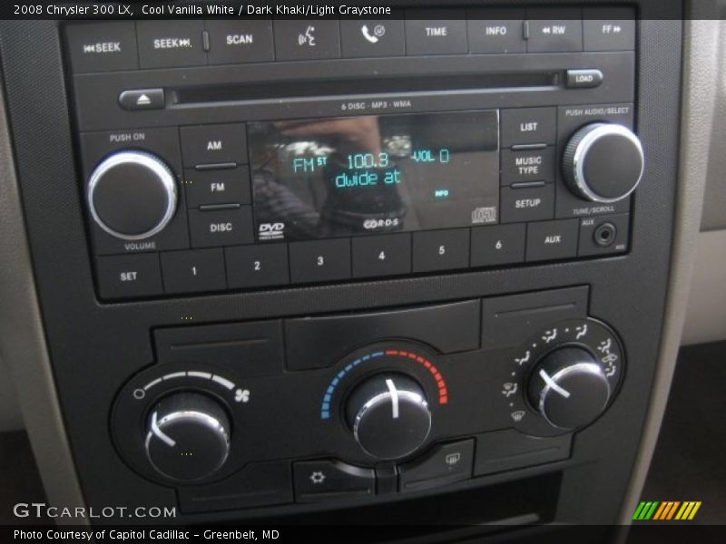 Controls of 2008 300 LX