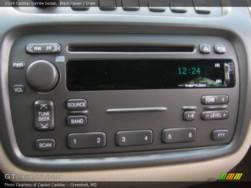 Black Raven / Shale 2004 Cadillac DeVille Sedan
