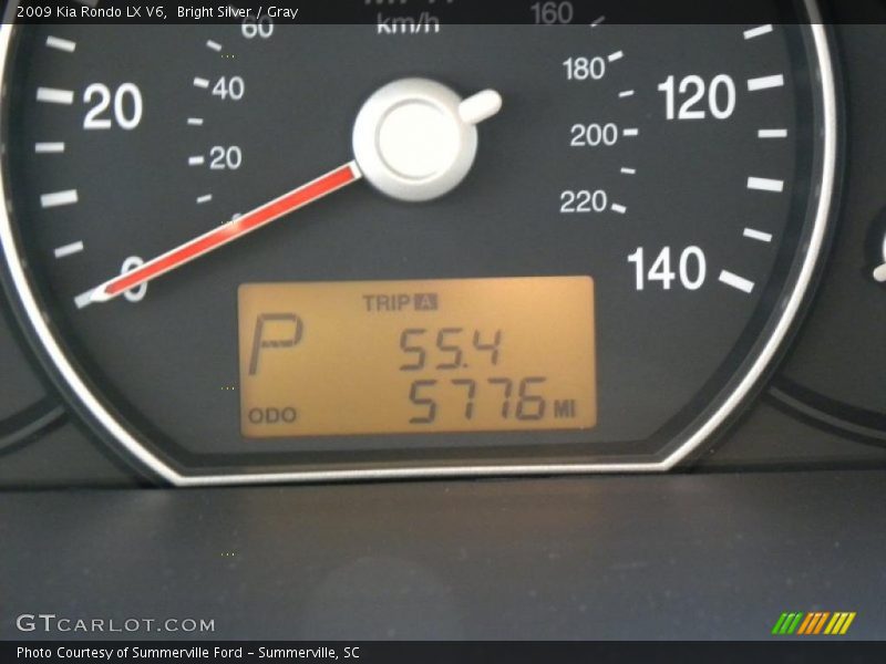 Bright Silver / Gray 2009 Kia Rondo LX V6