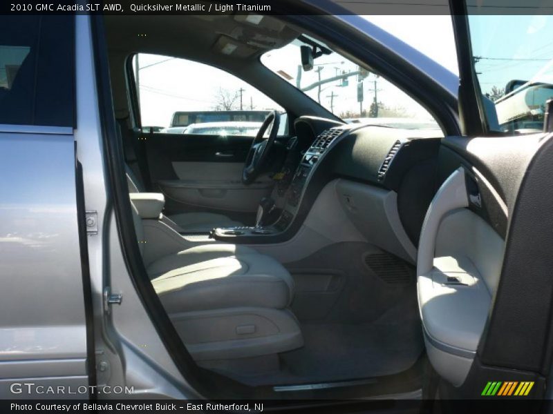Quicksilver Metallic / Light Titanium 2010 GMC Acadia SLT AWD