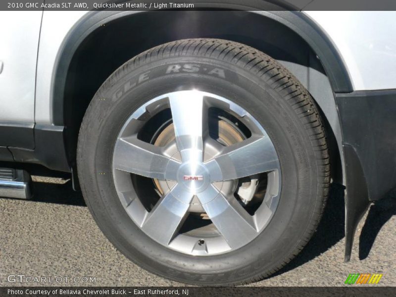 Quicksilver Metallic / Light Titanium 2010 GMC Acadia SLT AWD