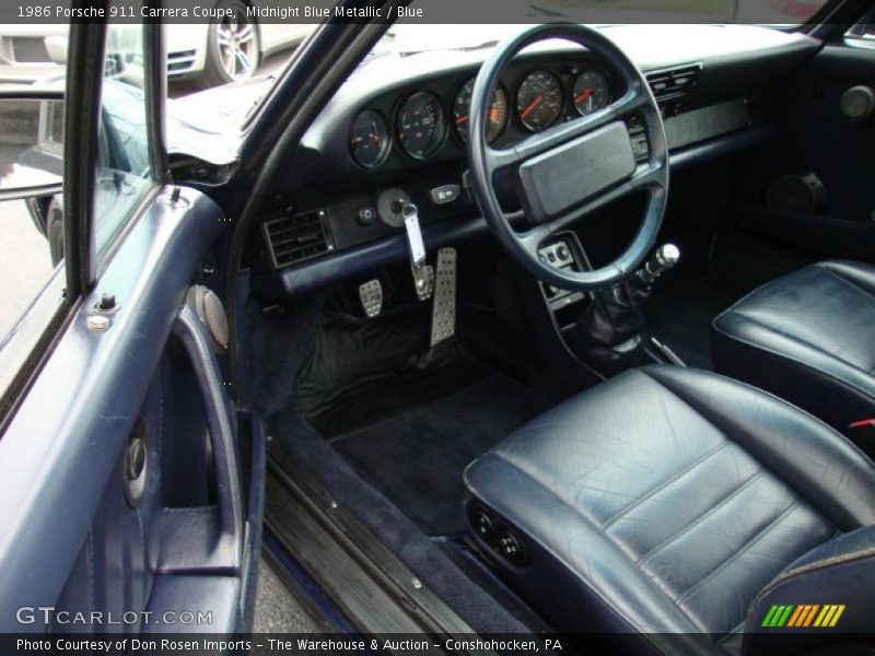 Dashboard of 1986 911 Carrera Coupe