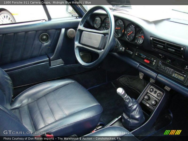 Dashboard of 1986 911 Carrera Coupe