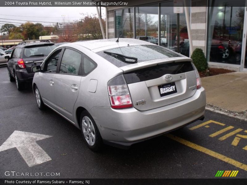 Millenium Silver Metallic / Burgundy/Gray 2004 Toyota Prius Hybrid