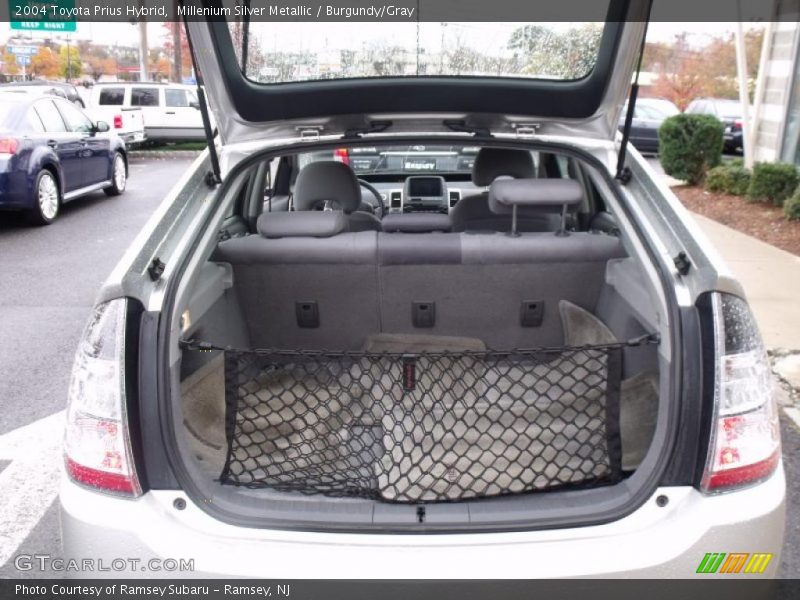 Millenium Silver Metallic / Burgundy/Gray 2004 Toyota Prius Hybrid