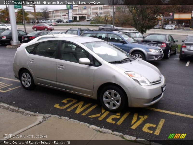 Millenium Silver Metallic / Burgundy/Gray 2004 Toyota Prius Hybrid