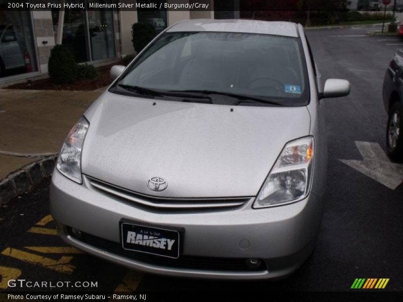 Millenium Silver Metallic / Burgundy/Gray 2004 Toyota Prius Hybrid