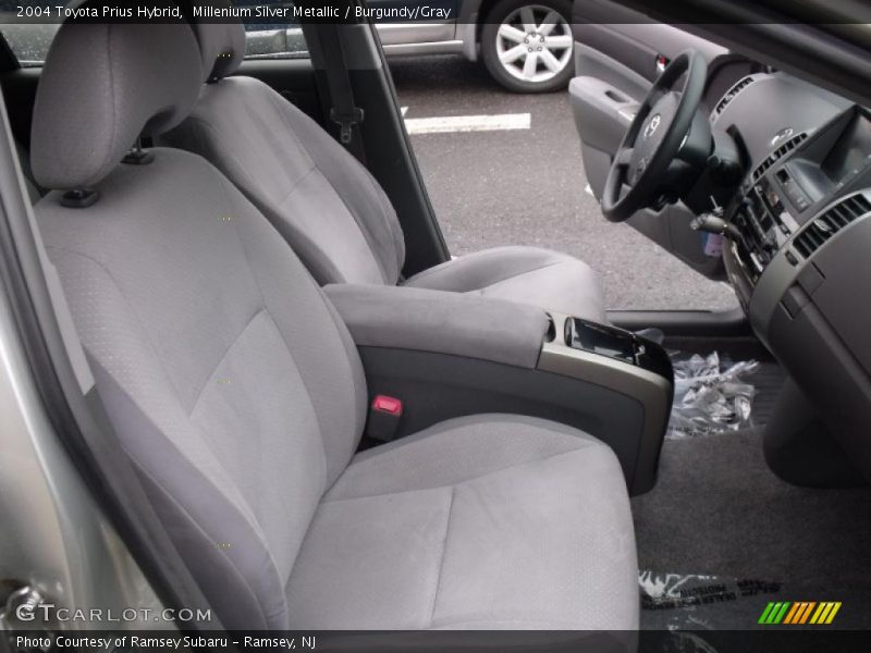 Millenium Silver Metallic / Burgundy/Gray 2004 Toyota Prius Hybrid