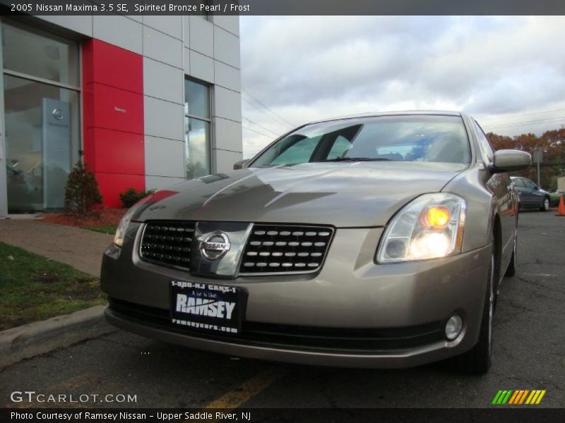 Spirited Bronze Pearl / Frost 2005 Nissan Maxima 3.5 SE