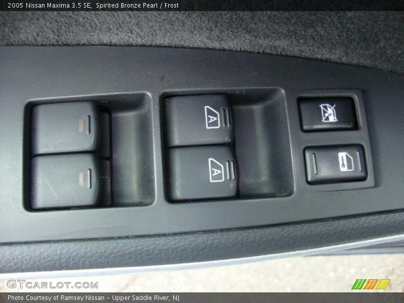 Spirited Bronze Pearl / Frost 2005 Nissan Maxima 3.5 SE