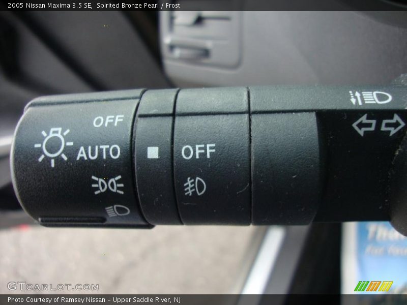 Spirited Bronze Pearl / Frost 2005 Nissan Maxima 3.5 SE