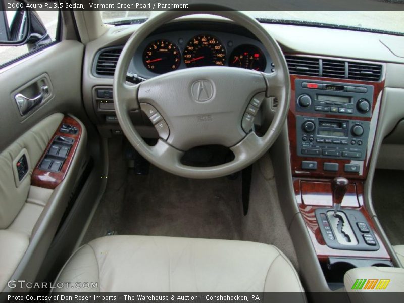 Dashboard of 2000 RL 3.5 Sedan