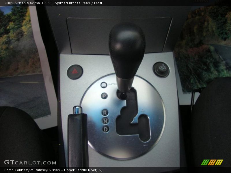 Spirited Bronze Pearl / Frost 2005 Nissan Maxima 3.5 SE