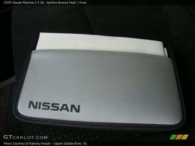 Spirited Bronze Pearl / Frost 2005 Nissan Maxima 3.5 SE