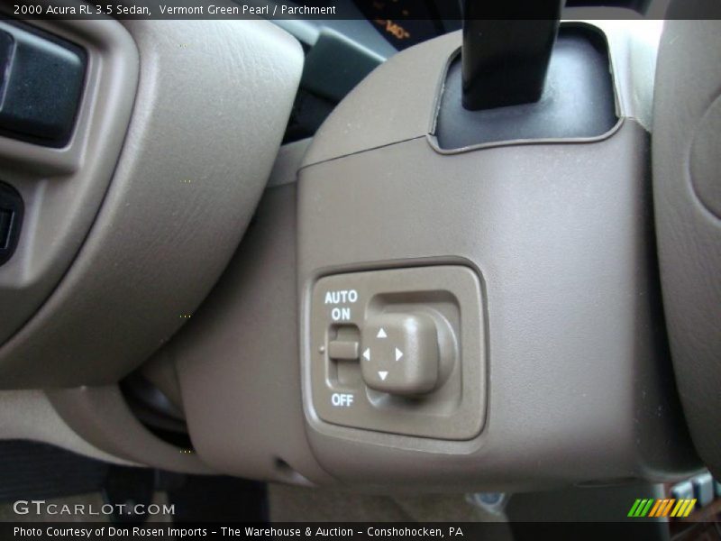 Controls of 2000 RL 3.5 Sedan