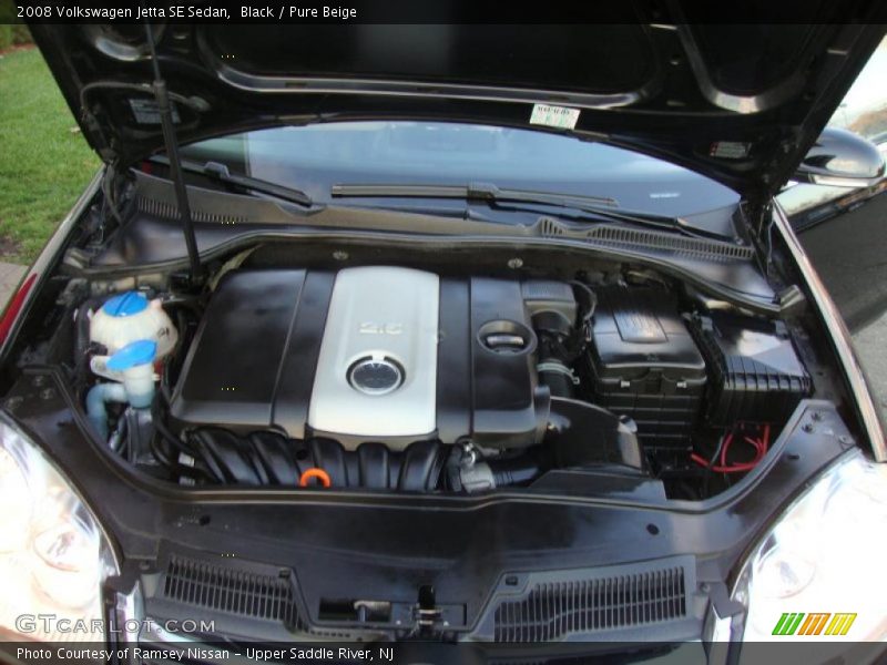 Black / Pure Beige 2008 Volkswagen Jetta SE Sedan