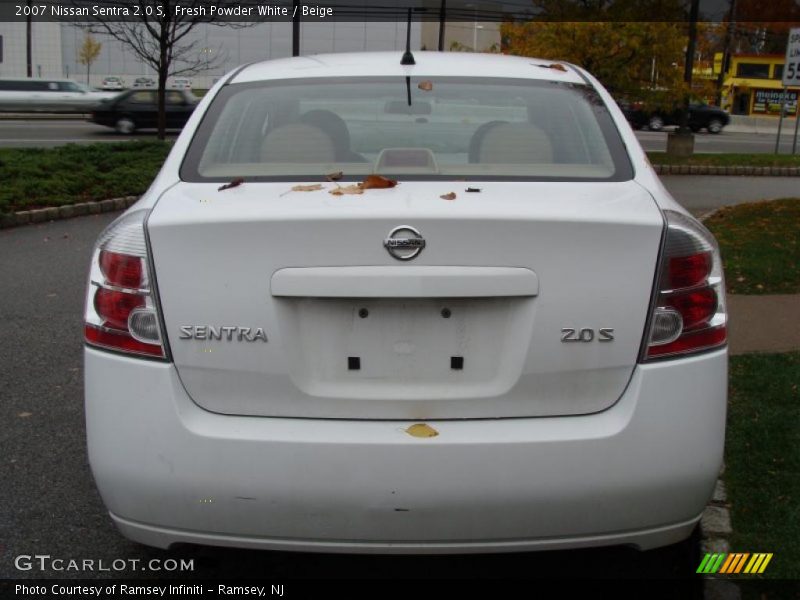 Fresh Powder White / Beige 2007 Nissan Sentra 2.0 S