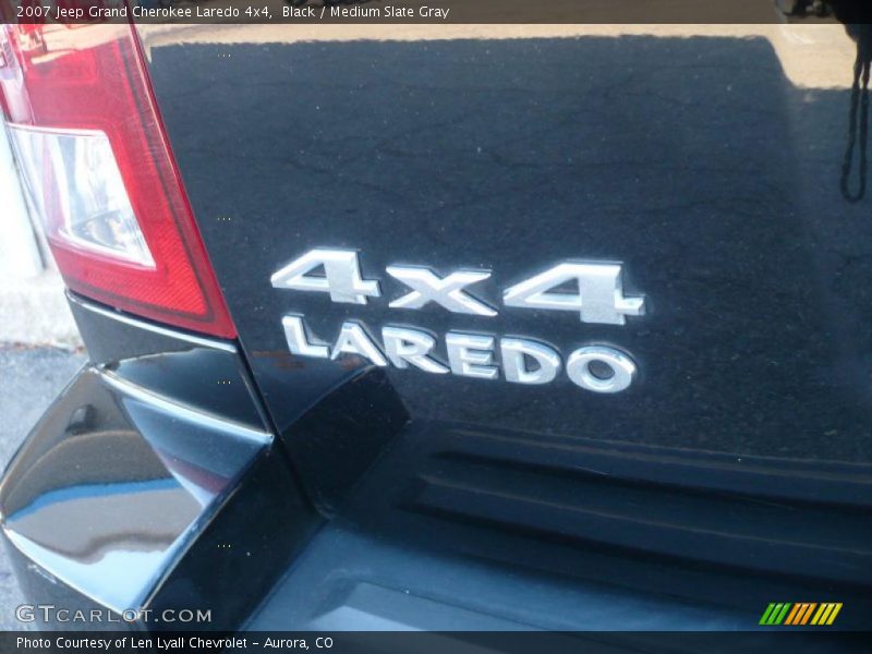 Black / Medium Slate Gray 2007 Jeep Grand Cherokee Laredo 4x4