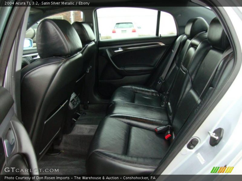  2004 TL 3.2 Ebony Interior