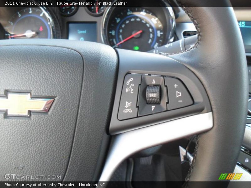 Controls of 2011 Cruze LTZ