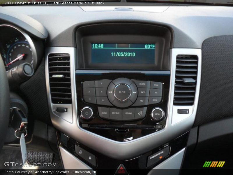 Controls of 2011 Cruze LT
