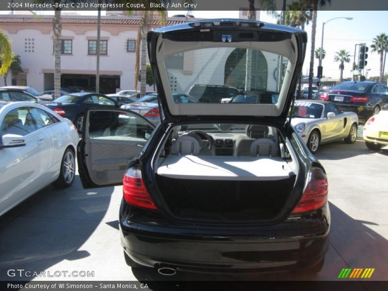 Black / Ash Grey 2004 Mercedes-Benz C 230 Kompressor Coupe