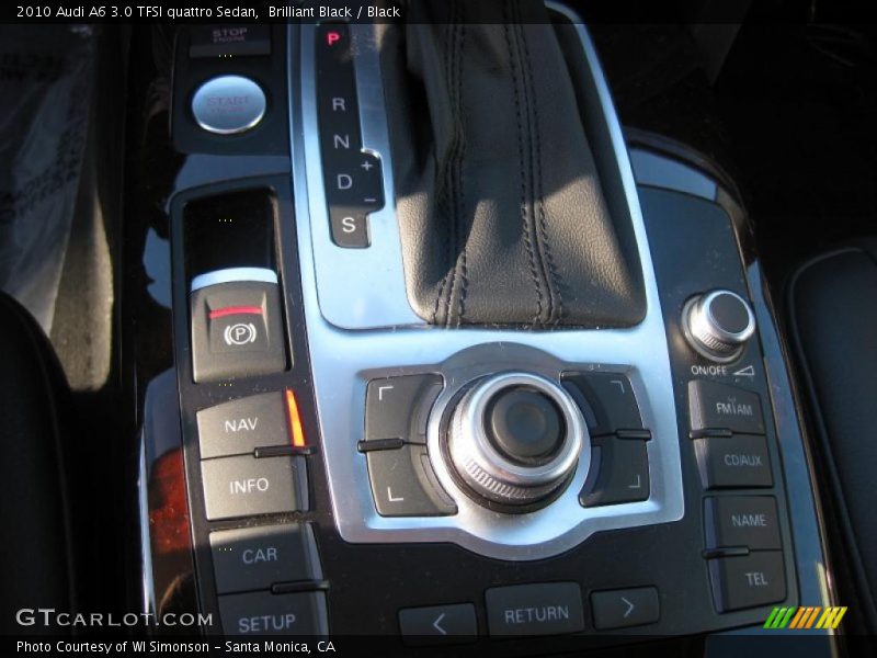 Controls of 2010 A6 3.0 TFSI quattro Sedan