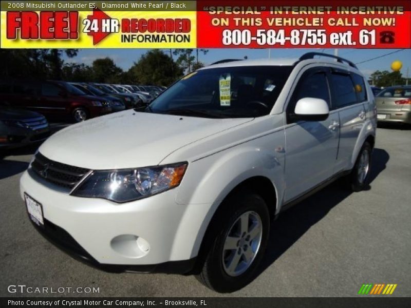 Diamond White Pearl / Black 2008 Mitsubishi Outlander ES