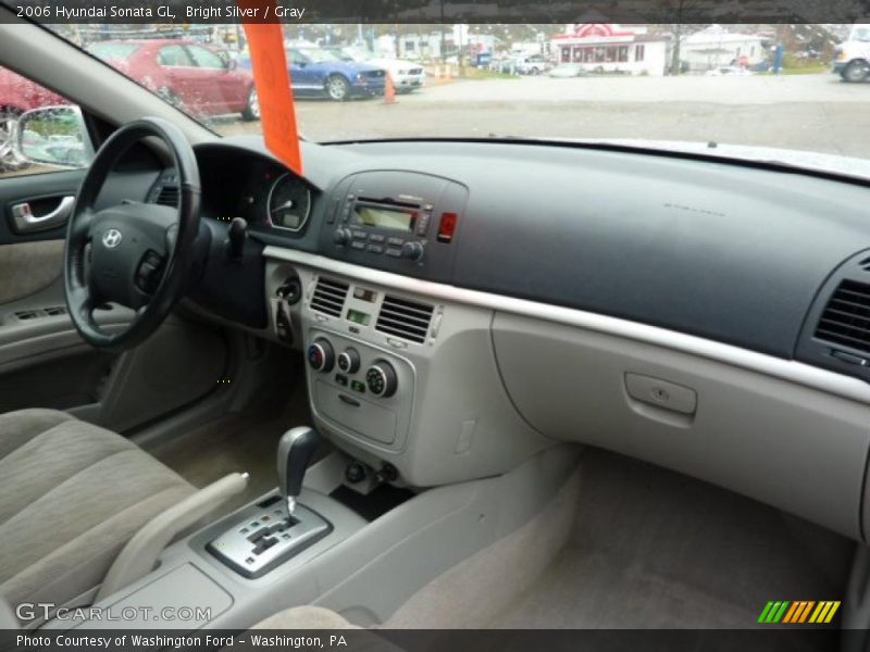 Bright Silver / Gray 2006 Hyundai Sonata GL