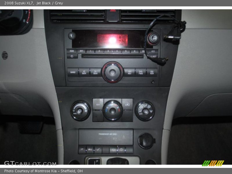 Jet Black / Grey 2008 Suzuki XL7