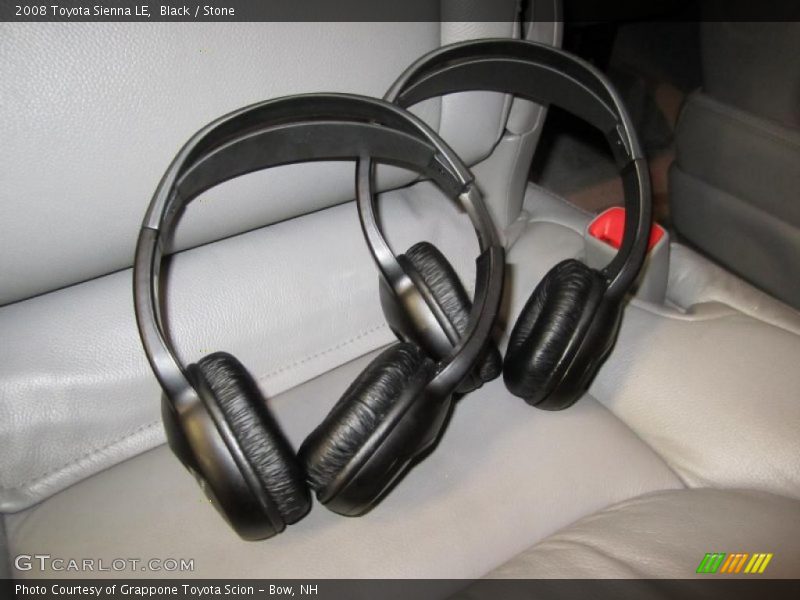 Black / Stone 2008 Toyota Sienna LE