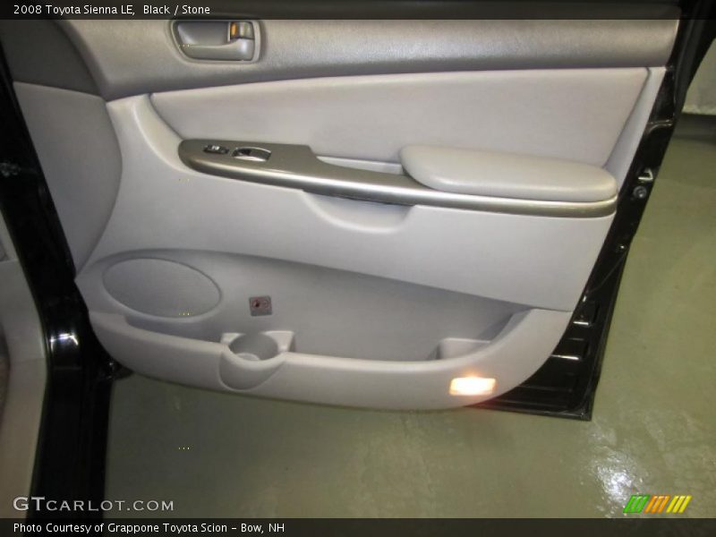 Black / Stone 2008 Toyota Sienna LE