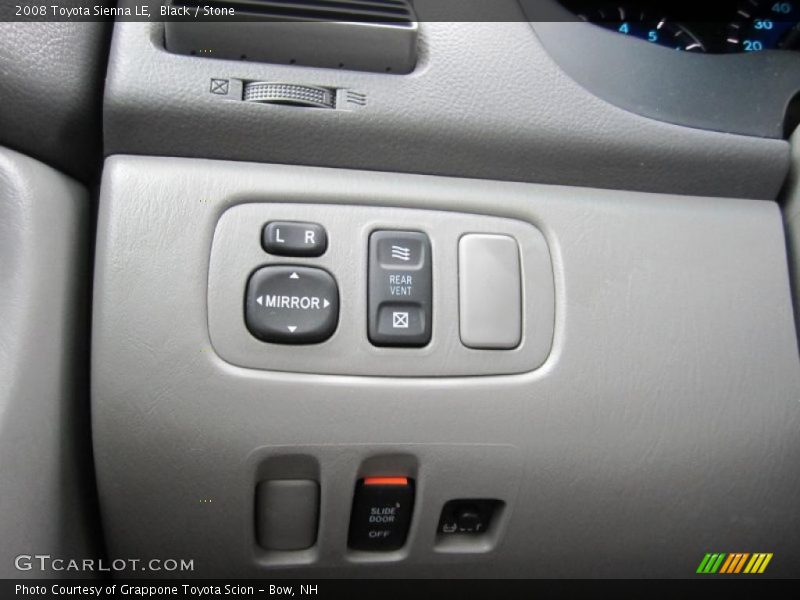 Black / Stone 2008 Toyota Sienna LE