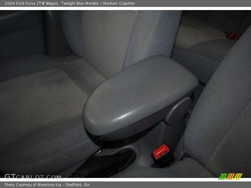 Twilight Blue Metallic / Medium Graphite 2004 Ford Focus ZTW Wagon