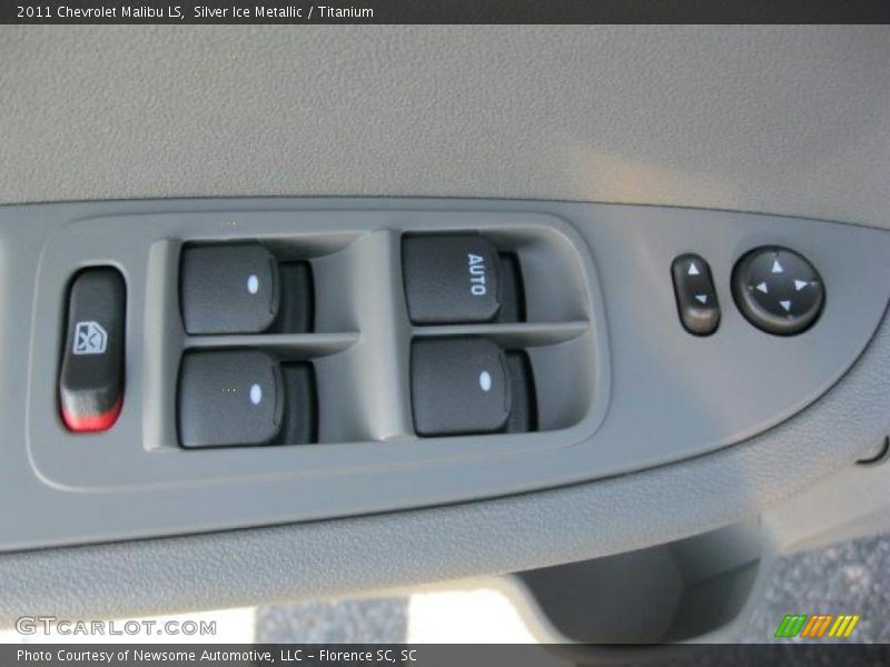 Silver Ice Metallic / Titanium 2011 Chevrolet Malibu LS