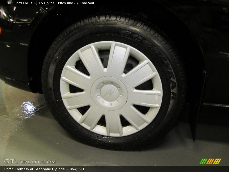 Pitch Black / Charcoal 2007 Ford Focus ZX3 S Coupe