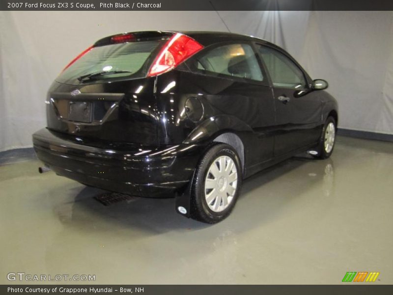 Pitch Black / Charcoal 2007 Ford Focus ZX3 S Coupe