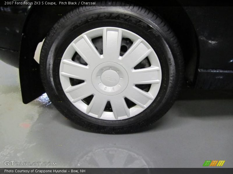Pitch Black / Charcoal 2007 Ford Focus ZX3 S Coupe