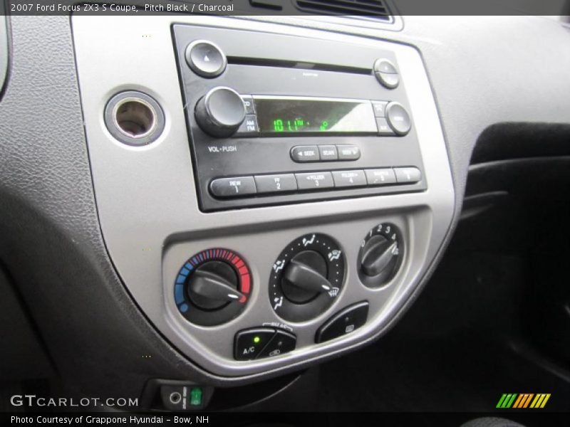 Pitch Black / Charcoal 2007 Ford Focus ZX3 S Coupe