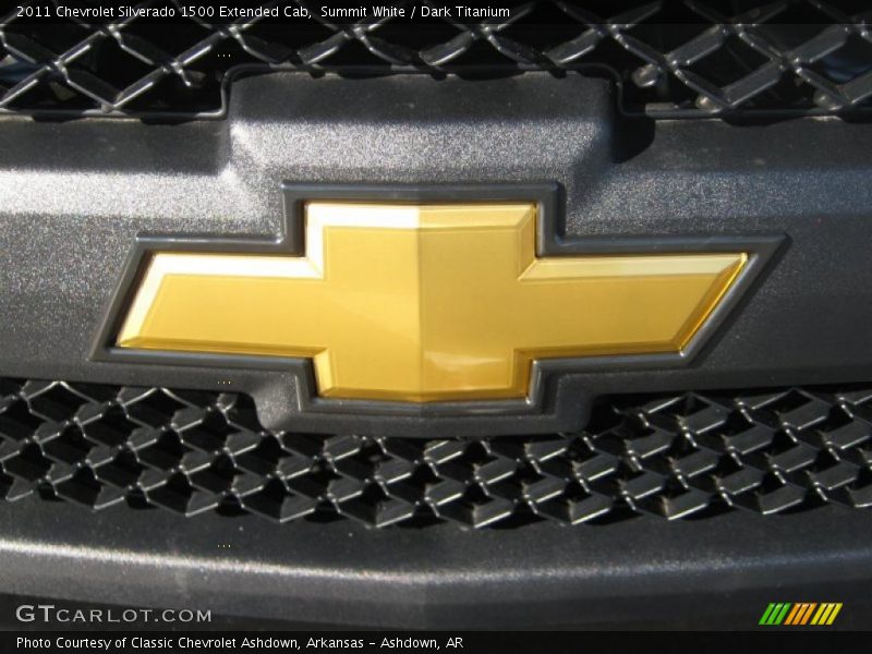  2011 Silverado 1500 Extended Cab Logo