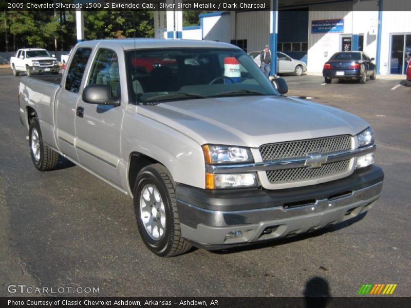 Silver Birch Metallic / Dark Charcoal 2005 Chevrolet Silverado 1500 LS Extended Cab