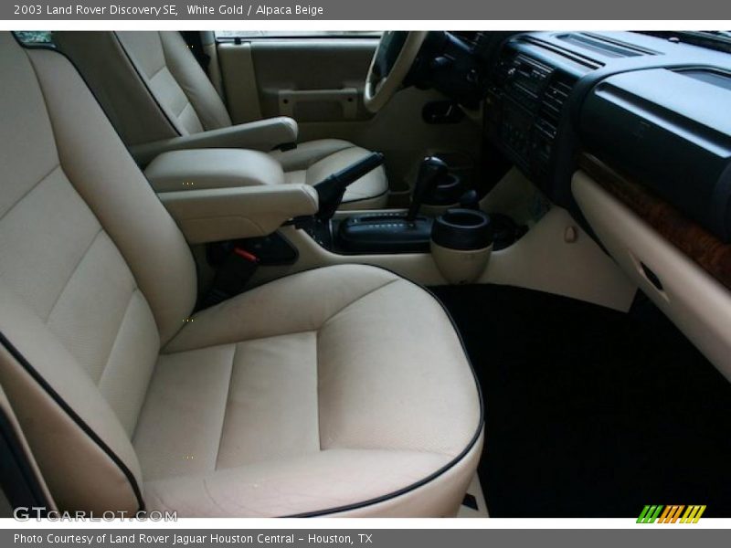 White Gold / Alpaca Beige 2003 Land Rover Discovery SE