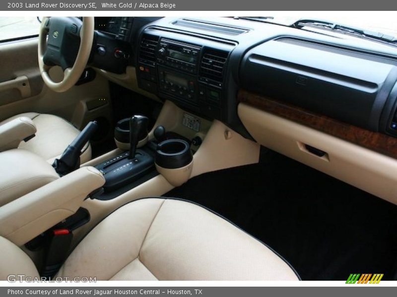 White Gold / Alpaca Beige 2003 Land Rover Discovery SE