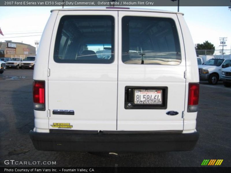 Oxford White / Medium Flint Grey 2007 Ford E Series Van E350 Super Duty Commercial